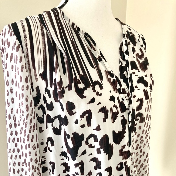 Cabi Skin Print Wrap Top Size M - Picture 7 of 11